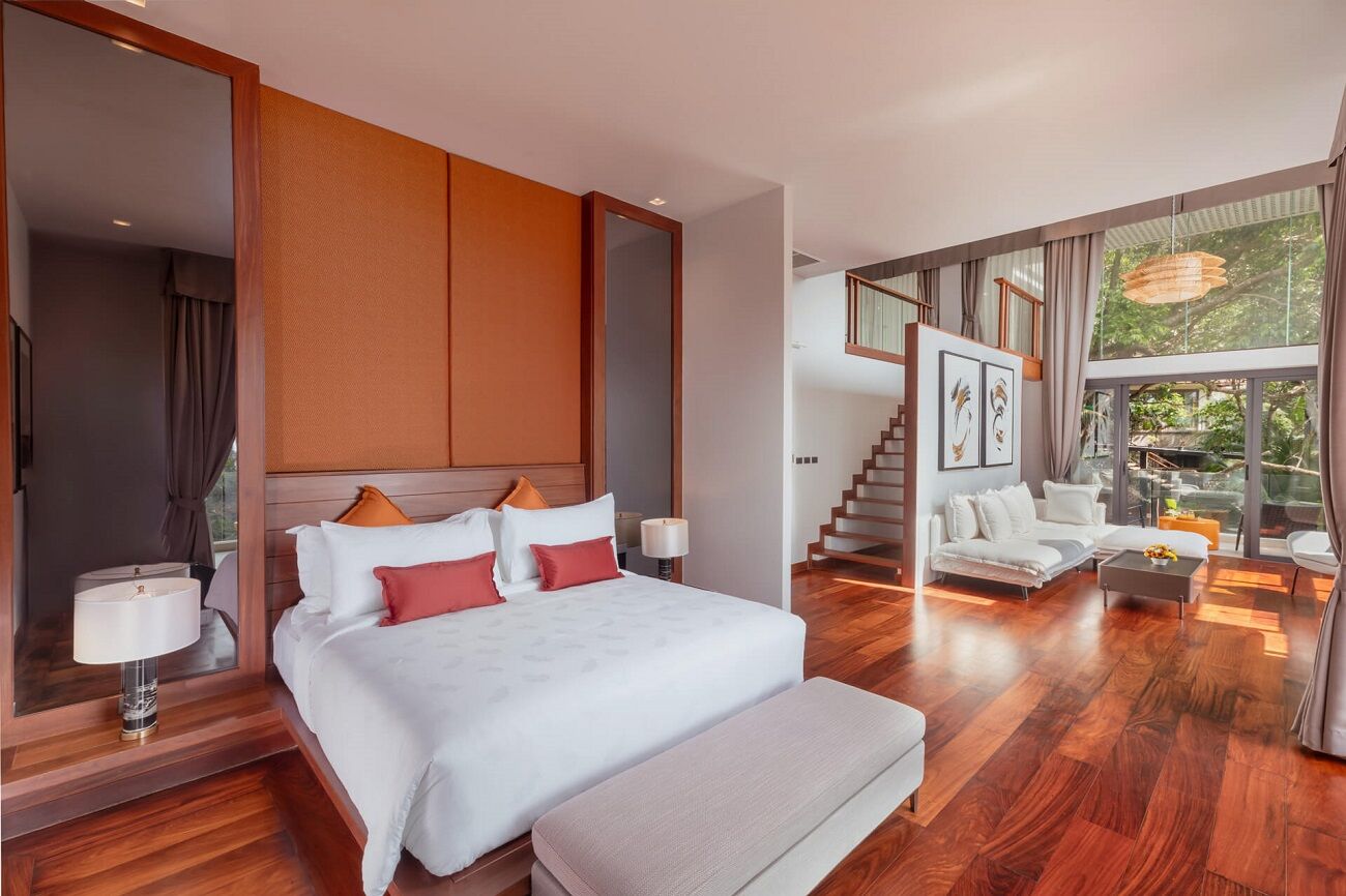 The Charming rock seaview 5-bedrooms villa on Millionaire’s Mile in Kamala beach (with private entrance to the beach)