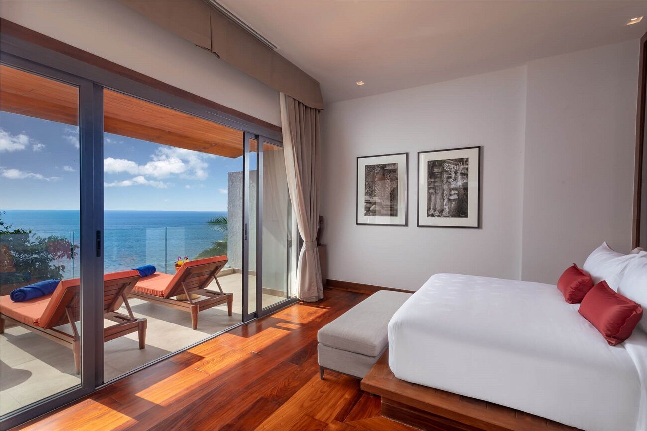 The Charming rock seaview 5-bedrooms villa on Millionaire’s Mile in Kamala beach (with private entrance to the beach)