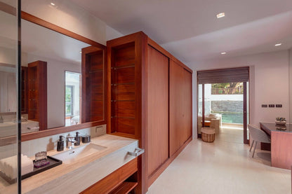 The Charming rock seaview 5-bedrooms villa on Millionaire’s Mile in Kamala beach (with private entrance to the beach)