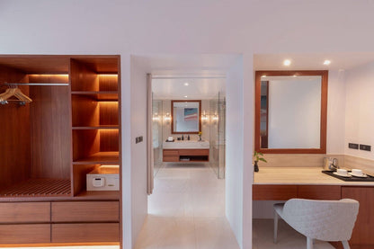 The Charming rock seaview 5-bedrooms villa on Millionaire’s Mile in Kamala beach (with private entrance to the beach)