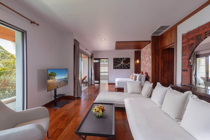 The Charming rock seaview 5-bedrooms villa on Millionaire’s Mile in Kamala beach (with private entrance to the beach)