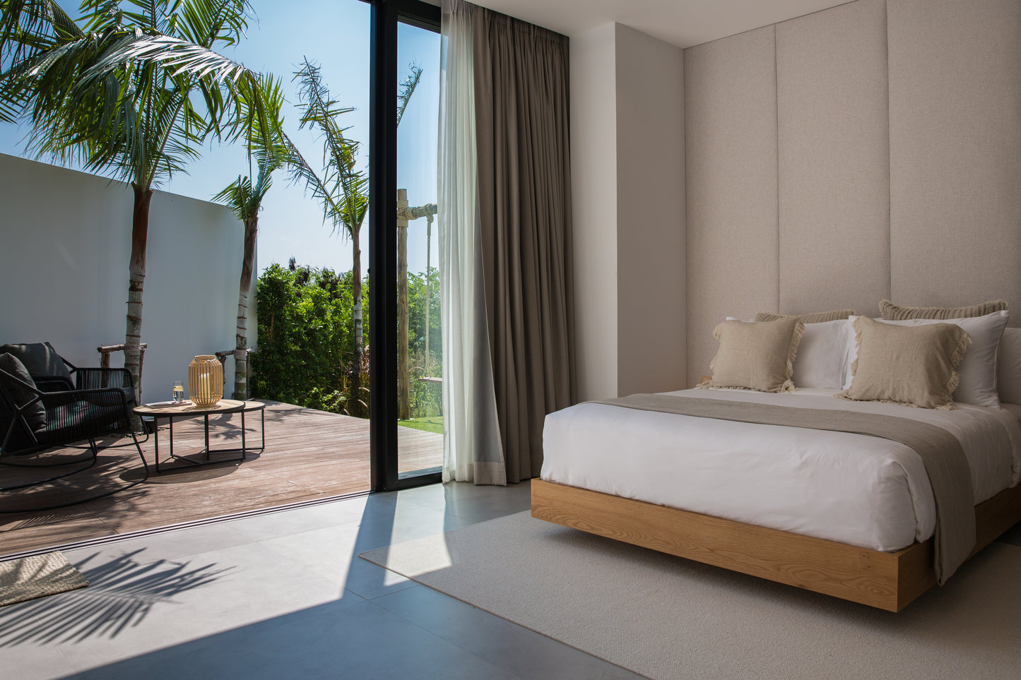 Stunning seaview 4-bedrooms villa on the hill on North Chaweng (could be combined with neighbor 5bd villa, for events max. 60 guests)