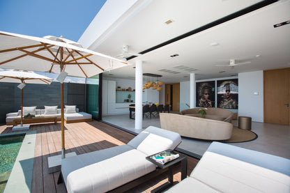 Stunning seaview 4-bedrooms villa on the hill on North Chaweng (could be combined with neighbor 5bd villa, for events max. 60 guests)