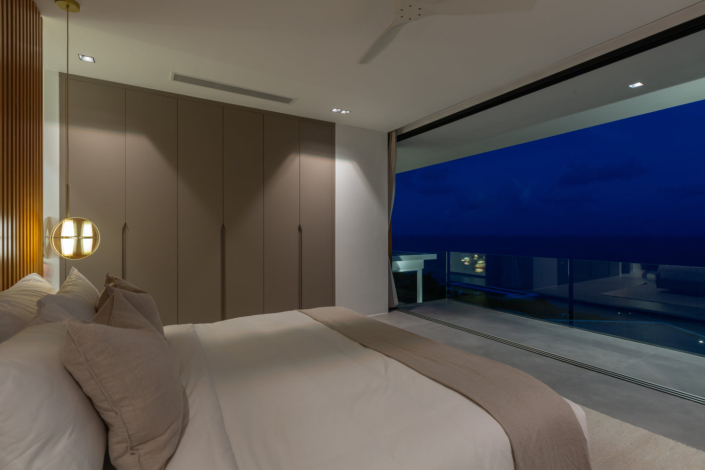 Stunning seaview 5-bedrooms villa on the hill on North Chaweng (could be combined with neighbor 4bd villa, for events max. 60 guests)