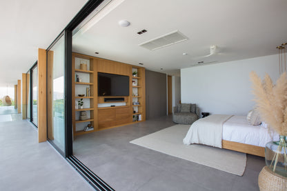 Stunning seaview 5-bedrooms villa on the hill on North Chaweng (could be combined with neighbor 4bd villa, for events max. 60 guests)