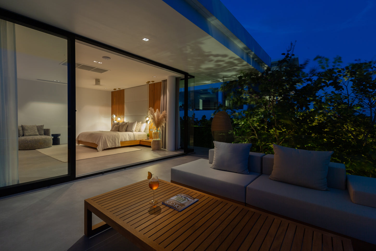 Stunning seaview 5-bedrooms villa on the hill on North Chaweng (could be combined with neighbor 4bd villa, for events max. 60 guests)