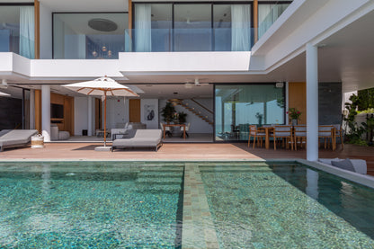 Stunning seaview 5-bedrooms villa on the hill on North Chaweng (could be combined with neighbor 4bd villa, for events max. 60 guests)