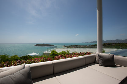 Stunning seaview 5-bedrooms villa on the hill on North Chaweng (could be combined with neighbor 4bd villa, for events max. 60 guests)