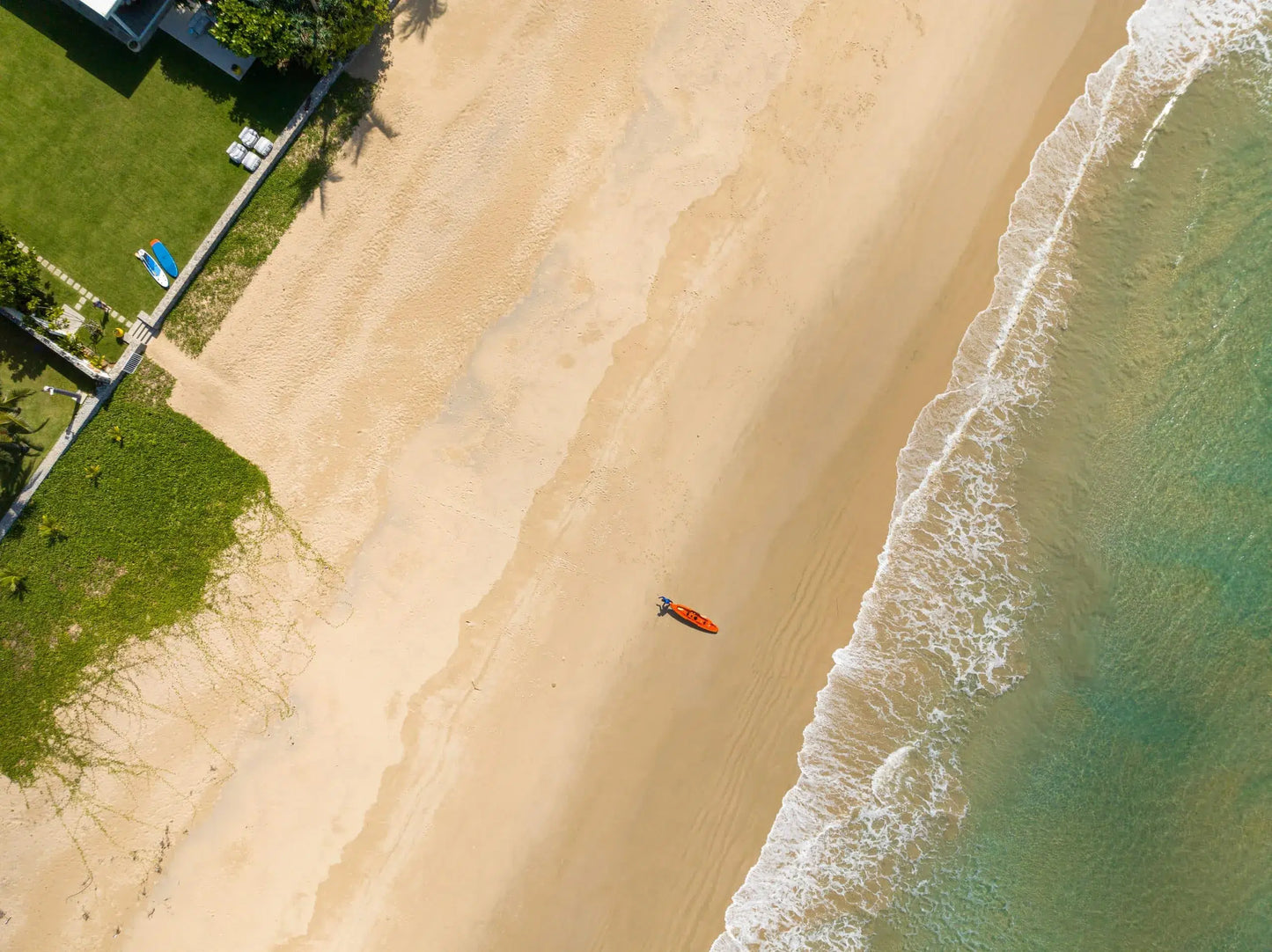 Luxury beachfront 5-bedrooms villa in Natai (max. event capacity: 40 guests)