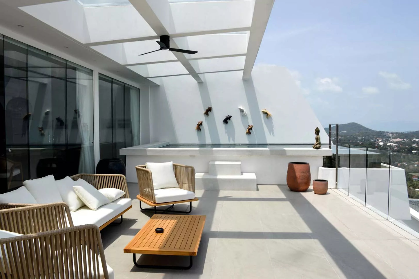 Seaview 2-bedrooms 2-storey villa on the rock in Bophut (infinity pool, can be combined with similar neighbour villa up to 17 bedrooms)