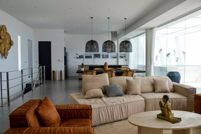 Seaview 2-bedrooms 2-storey villa on the rock in Bophut (infinity pool, can be combined with similar neighbour villa up to 17 bedrooms)