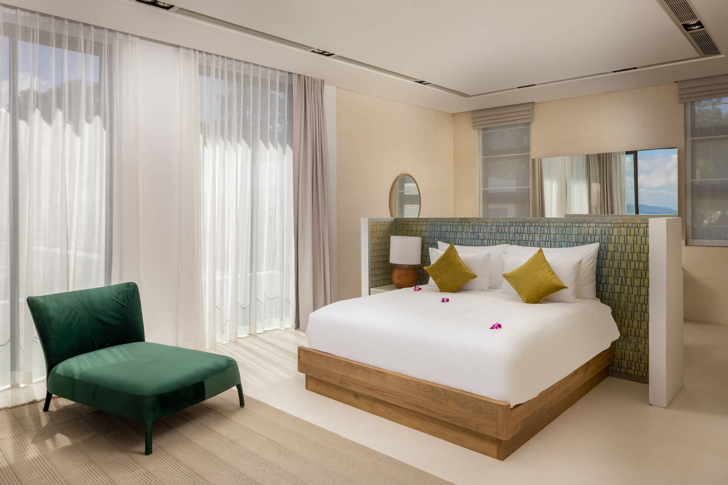 Beachfront 7-bedrooms with private beach villa in Cape Yamu (sauna, cinema room, game room, 2 infinity swimming pools, bar, BBQ)