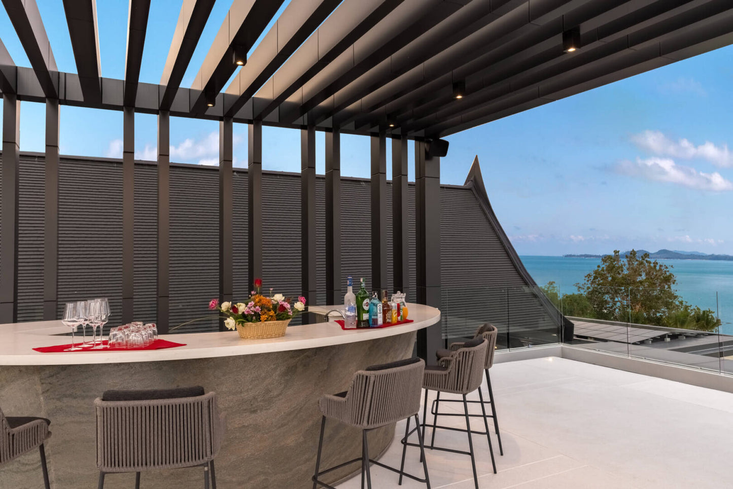 Beachfront 7-bedrooms with private beach villa in Cape Yamu (sauna, cinema room, game room, 2 infinity swimming pools, bar, BBQ)