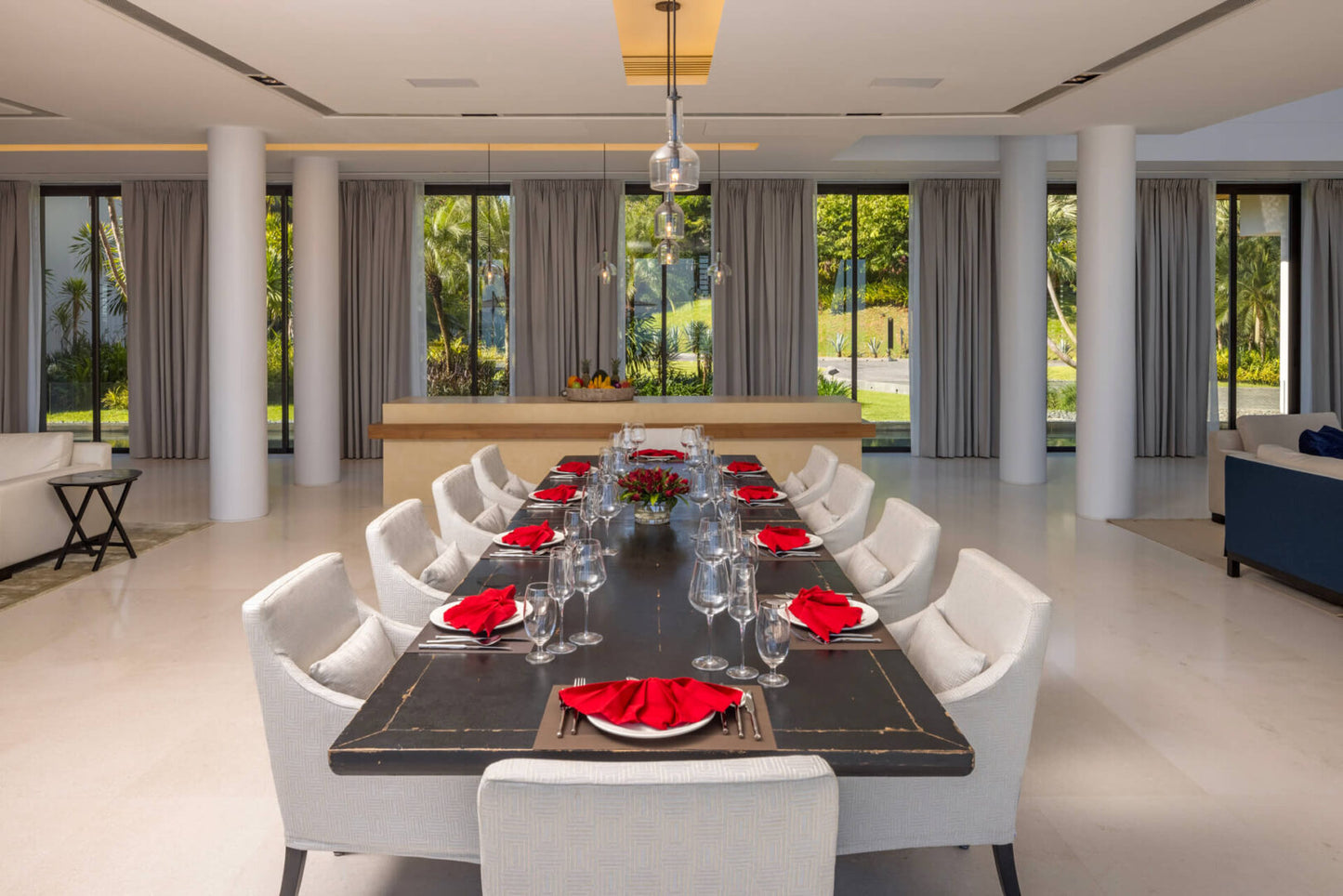 Beachfront 7-bedrooms with private beach villa in Cape Yamu (sauna, cinema room, game room, 2 infinity swimming pools, bar, BBQ)