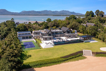 Beachfront 7-bedrooms with private beach villa in Cape Yamu (sauna, cinema room, game room, 2 infinity swimming pools, bar, BBQ)