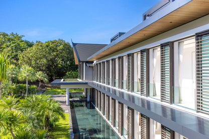 Beachfront 7-bedrooms with private beach villa in Cape Yamu (sauna, cinema room, game room, 2 infinity swimming pools, bar, BBQ)