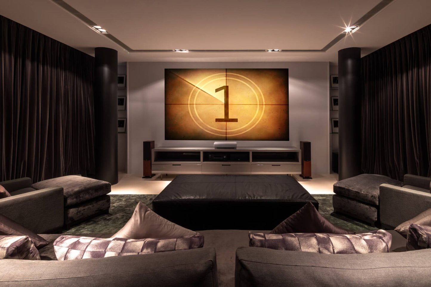 Beachfront 7-bedrooms with private beach villa in Cape Yamu (sauna, cinema room, game room, 2 infinity swimming pools, bar, BBQ)