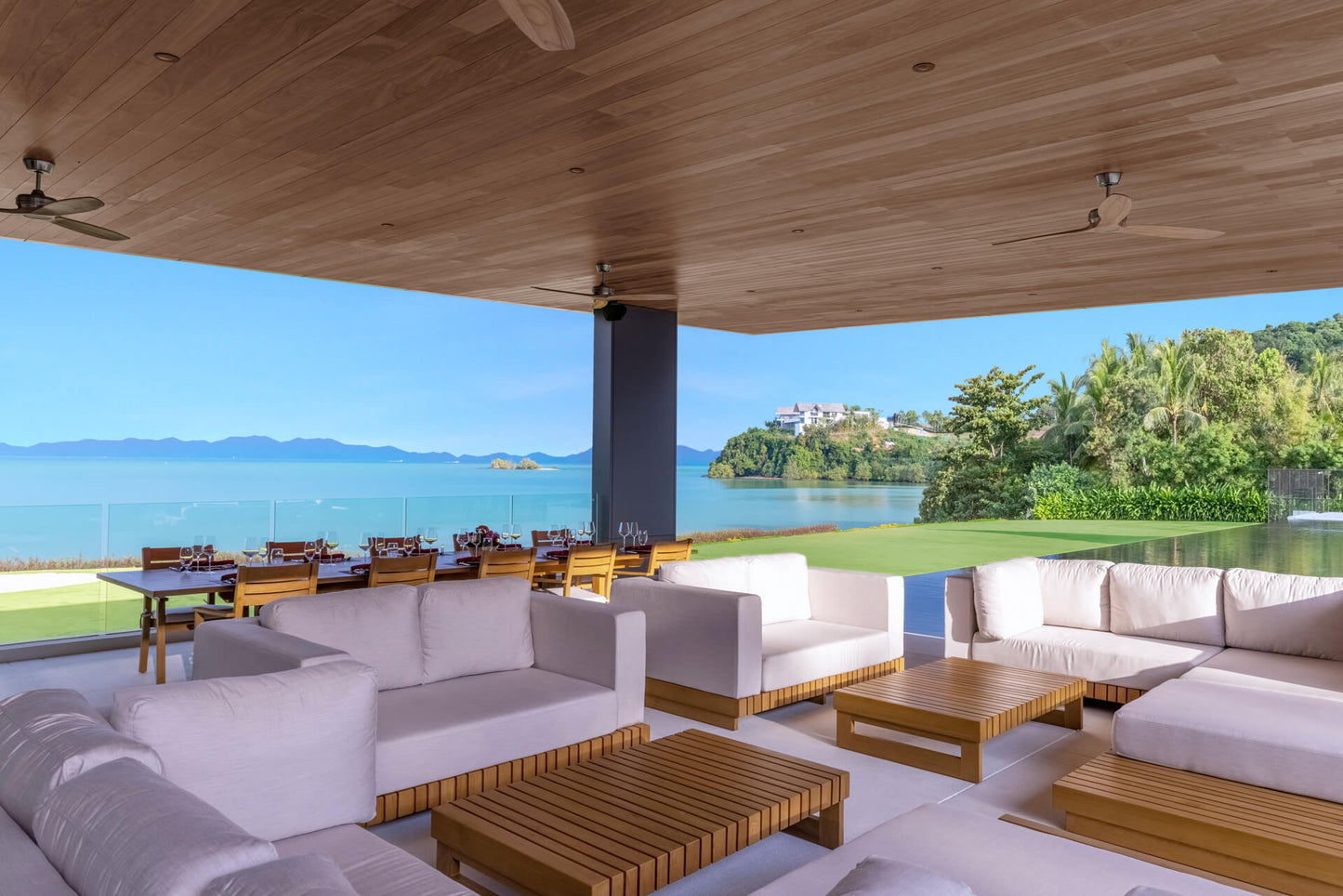 Beachfront 7-bedrooms with private beach villa in Cape Yamu (sauna, cinema room, game room, 2 infinity swimming pools, bar, BBQ)