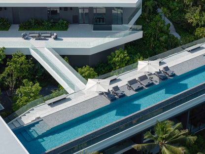 Seaview full service private 11-bedrooms villa in Kata beach (Poker room, dining room private chef japanese mediterranean and thai cuisine, makeup room, massage room, pickleball area, golf mini, cinema room, sundeck for yoga, private gym, kids pool)