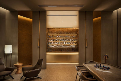 Seaview full service private 11-bedrooms villa in Kata beach (Poker room, dining room private chef japanese mediterranean and thai cuisine, makeup room, massage room, pickleball area, golf mini, cinema room, sundeck for yoga, private gym, kids pool)