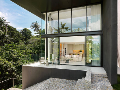 Seaview full service private 11-bedrooms villa in Kata beach (Poker room, dining room private chef japanese mediterranean and thai cuisine, makeup room, massage room, pickleball area, golf mini, cinema room, sundeck for yoga, private gym, kids pool)