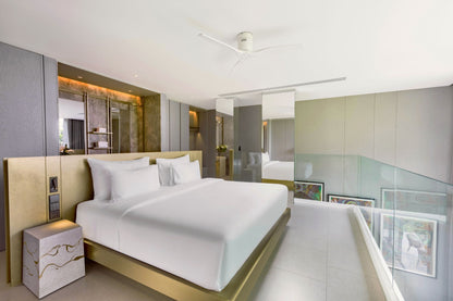 Seaview full service private 11-bedrooms villa in Kata beach (Poker room, dining room private chef japanese mediterranean and thai cuisine, makeup room, massage room, pickleball area, golf mini, cinema room, sundeck for yoga, private gym, kids pool)