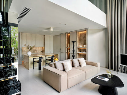 Seaview full service private 11-bedrooms villa in Kata beach (Poker room, dining room private chef japanese mediterranean and thai cuisine, makeup room, massage room, pickleball area, golf mini, cinema room, sundeck for yoga, private gym, kids pool)