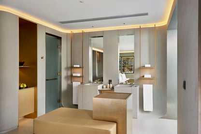 Seaview full service private 11-bedrooms villa in Kata beach (Poker room, dining room private chef japanese mediterranean and thai cuisine, makeup room, massage room, pickleball area, golf mini, cinema room, sundeck for yoga, private gym, kids pool)