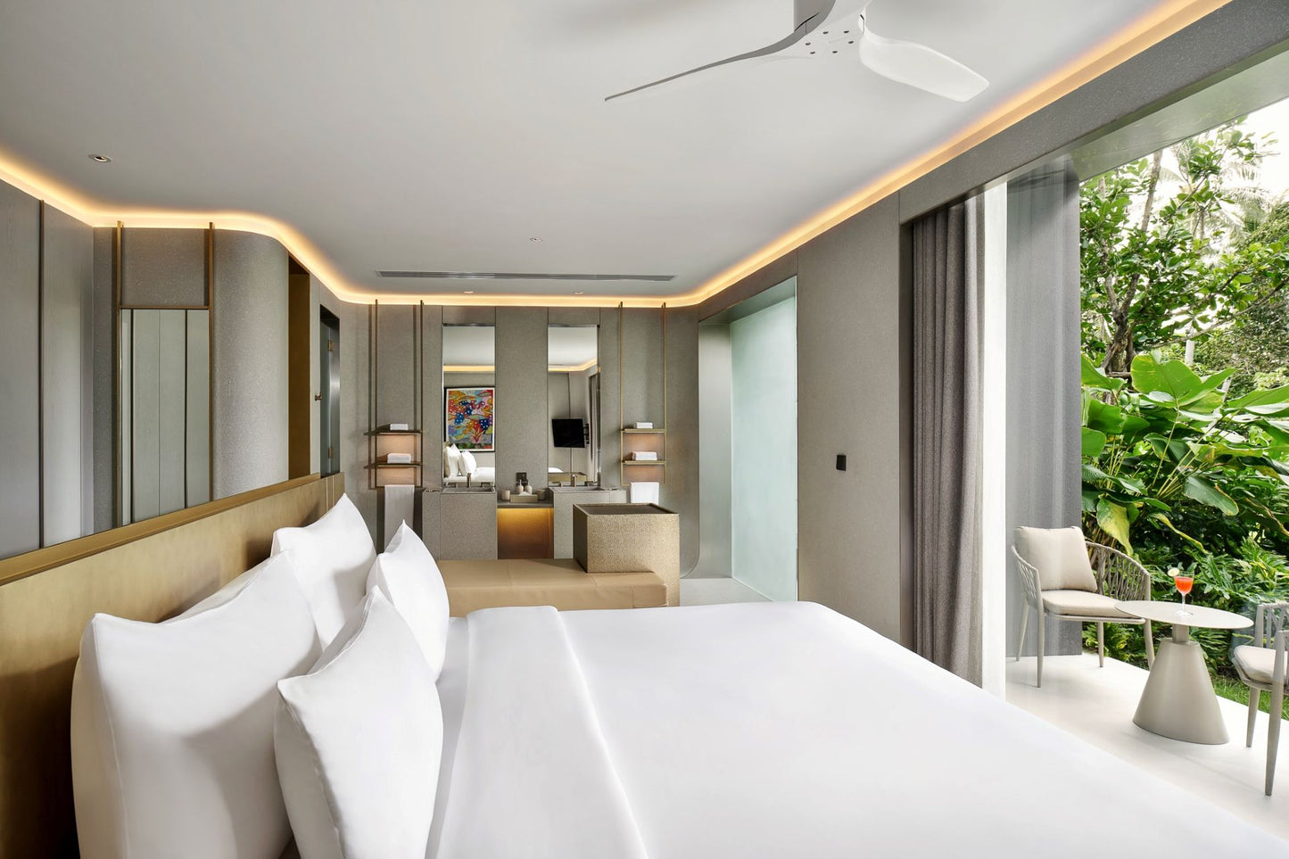 Seaview full service private 11-bedrooms villa in Kata beach (Poker room, dining room private chef japanese mediterranean and thai cuisine, makeup room, massage room, pickleball area, golf mini, cinema room, sundeck for yoga, private gym, kids pool)