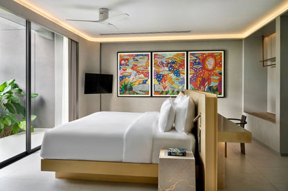 Seaview full service private 11-bedrooms villa in Kata beach (Poker room, dining room private chef japanese mediterranean and thai cuisine, makeup room, massage room, pickleball area, golf mini, cinema room, sundeck for yoga, private gym, kids pool)