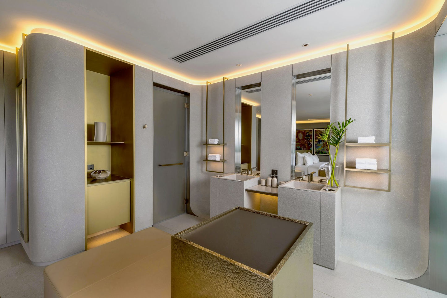 Seaview full service private 11-bedrooms villa in Kata beach (Poker room, dining room private chef japanese mediterranean and thai cuisine, makeup room, massage room, pickleball area, golf mini, cinema room, sundeck for yoga, private gym, kids pool)