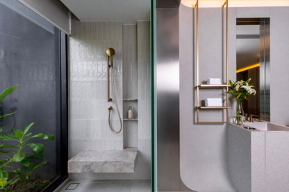 Seaview full service private 11-bedrooms villa in Kata beach (Poker room, dining room private chef japanese mediterranean and thai cuisine, makeup room, massage room, pickleball area, golf mini, cinema room, sundeck for yoga, private gym, kids pool)