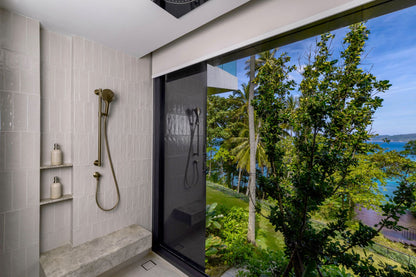 Seaview full service private 11-bedrooms villa in Kata beach (Poker room, dining room private chef japanese mediterranean and thai cuisine, makeup room, massage room, pickleball area, golf mini, cinema room, sundeck for yoga, private gym, kids pool)