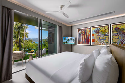 Seaview full service private 11-bedrooms villa in Kata beach (Poker room, dining room private chef japanese mediterranean and thai cuisine, makeup room, massage room, pickleball area, golf mini, cinema room, sundeck for yoga, private gym, kids pool)