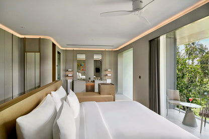 Seaview full service private 11-bedrooms villa in Kata beach (Poker room, dining room private chef japanese mediterranean and thai cuisine, makeup room, massage room, pickleball area, golf mini, cinema room, sundeck for yoga, private gym, kids pool)