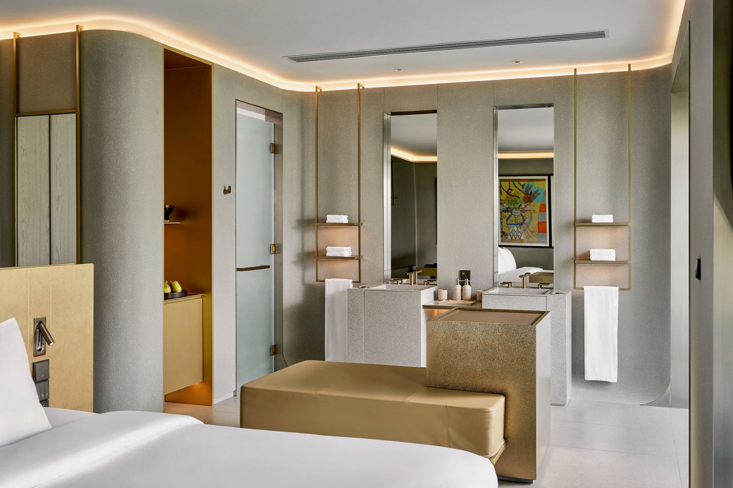 Seaview full service private 11-bedrooms villa in Kata beach (Poker room, dining room private chef japanese mediterranean and thai cuisine, makeup room, massage room, pickleball area, golf mini, cinema room, sundeck for yoga, private gym, kids pool)