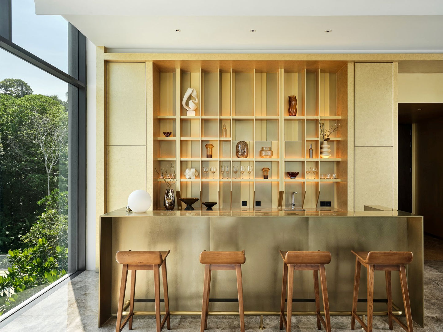 Seaview full service private 11-bedrooms villa in Kata beach (Poker room, dining room private chef japanese mediterranean and thai cuisine, makeup room, massage room, pickleball area, golf mini, cinema room, sundeck for yoga, private gym, kids pool)