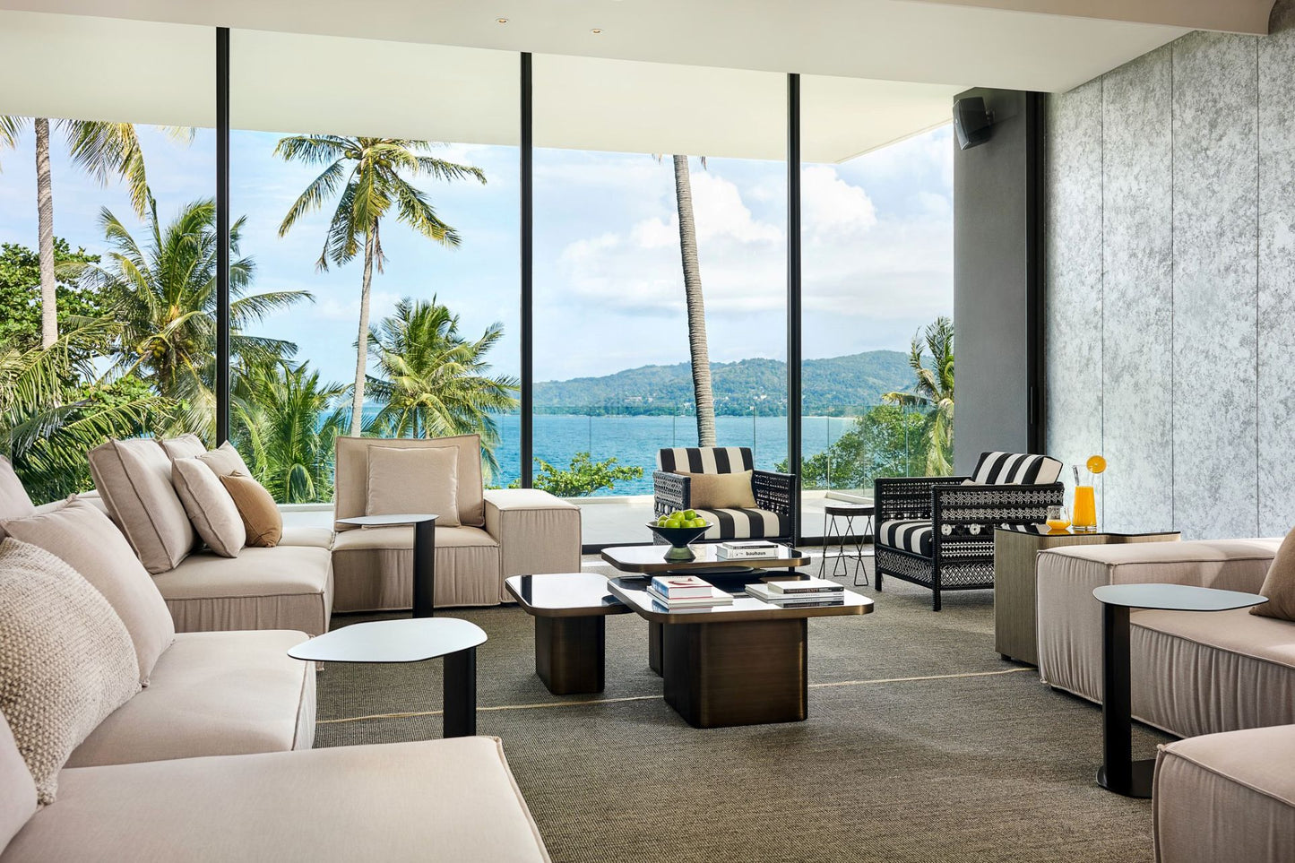 Seaview full service private 11-bedrooms villa in Kata beach (Poker room, dining room private chef japanese mediterranean and thai cuisine, makeup room, massage room, pickleball area, golf mini, cinema room, sundeck for yoga, private gym, kids pool)