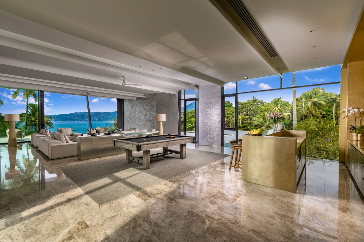 Seaview full service private 11-bedrooms villa in Kata beach (Poker room, dining room private chef japanese mediterranean and thai cuisine, makeup room, massage room, pickleball area, golf mini, cinema room, sundeck for yoga, private gym, kids pool)