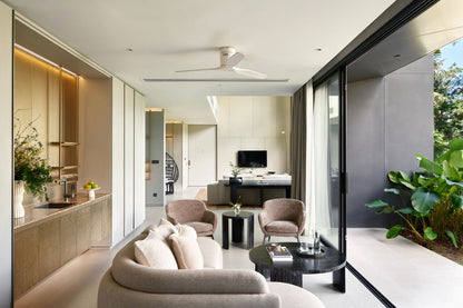 Seaview full service private 11-bedrooms villa in Kata beach (Poker room, dining room private chef japanese mediterranean and thai cuisine, makeup room, massage room, pickleball area, golf mini, cinema room, sundeck for yoga, private gym, kids pool)