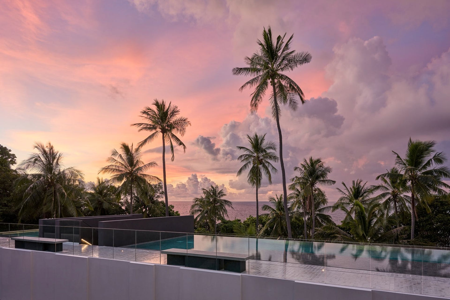 Seaview full service private 11-bedrooms villa in Kata beach (Poker room, dining room private chef japanese mediterranean and thai cuisine, makeup room, massage room, pickleball area, golf mini, cinema room, sundeck for yoga, private gym, kids pool)