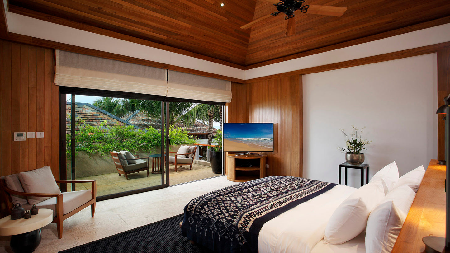 Beachfront 7-bedrooms paradise villa in Natai beach (with 20-metre pool, big spa zone)