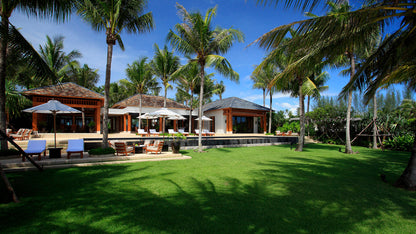 Beachfront 7-bedrooms paradise villa in Natai beach (with 20-metre pool, big spa zone)