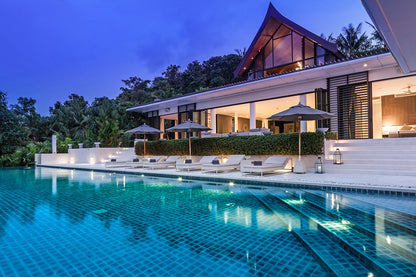 Seaview private 6-bedrooms villa in Cape Yamu (easy to travel by see from the villa, special place in nearby hotel for events)