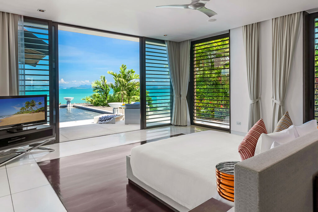 Seaview private 6-bedrooms villa in Cape Yamu (easy to travel by see from the villa, special place in nearby hotel for events)