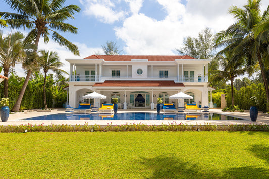 Beachfront family villa on Natai beach 6-bedrooms (4bd in main building, 2bd in guest house)