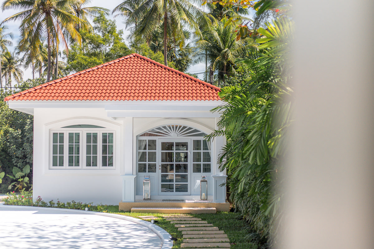 Beachfront family villa on Natai beach 6-bedrooms (4bd in main building, 2bd in guest house)