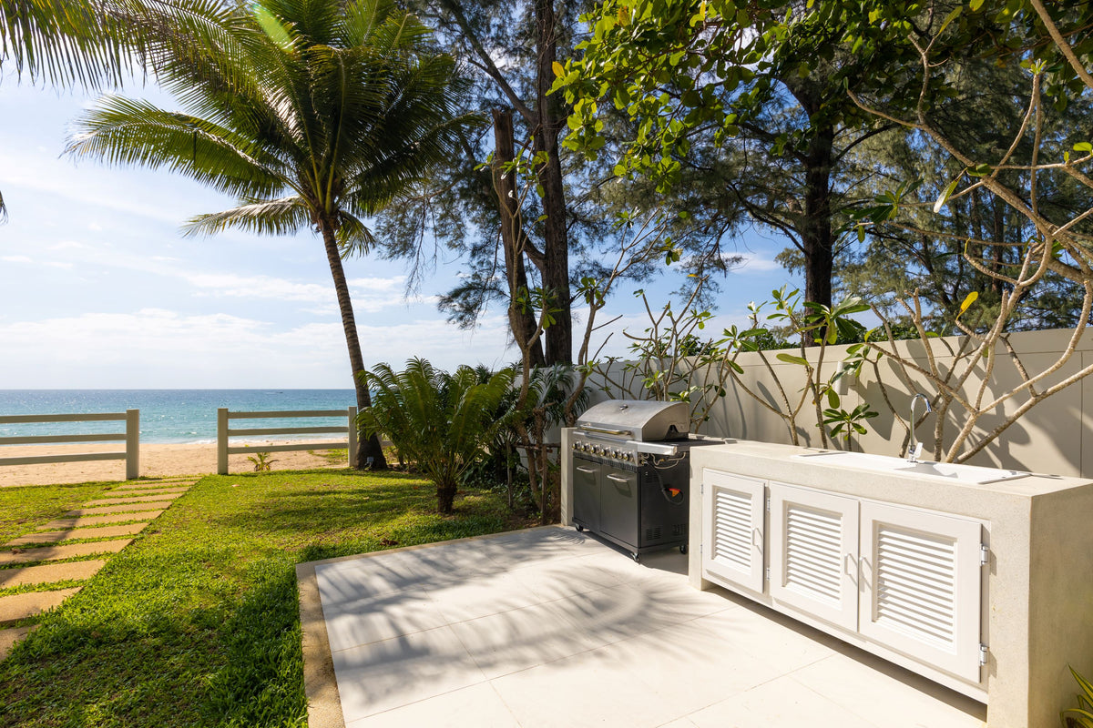 Beachfront family villa on Natai beach 6-bedrooms (4bd in main building, 2bd in guest house)