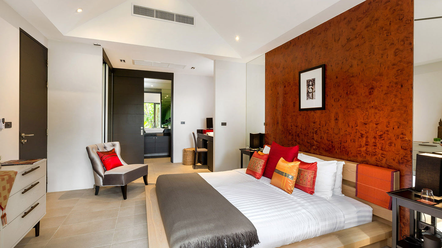 One-storey beachfront 4-bedrooms villa in Natai beach (perfect setting for relaxed holidays, family gatherings)