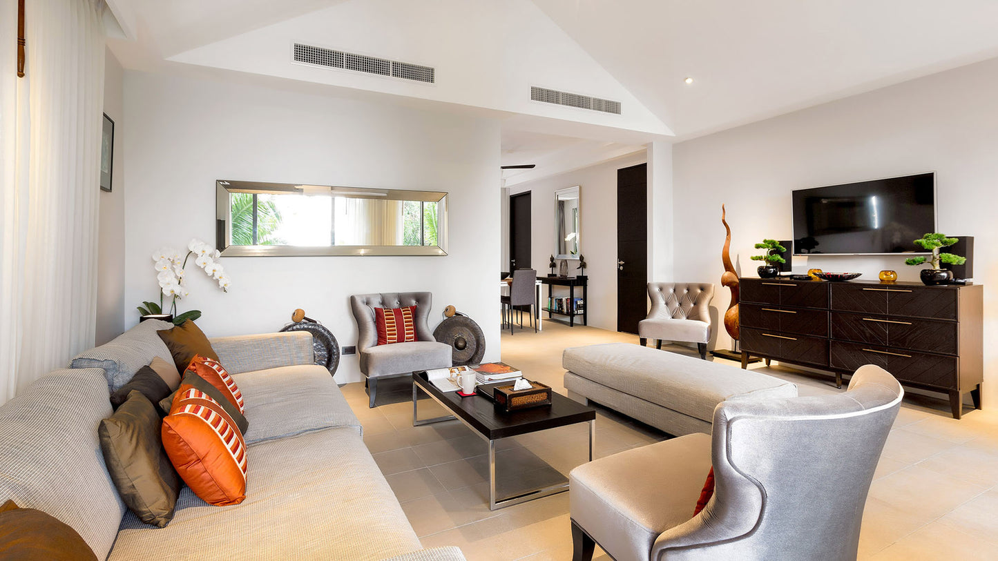 One-storey beachfront 4-bedrooms villa in Natai beach (perfect setting for relaxed holidays, family gatherings)